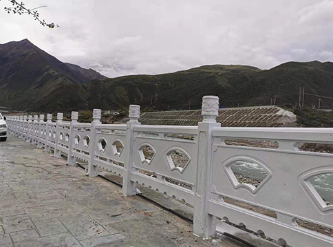 河堤栏杆 